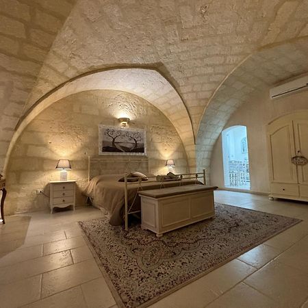 Suite Cavour Luxury Home Tarento Exterior foto